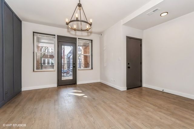 2620 W Rice Street 2R, Chicago, IL 60622