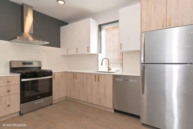 2620 W Rice Street 2R, Chicago, IL 60622