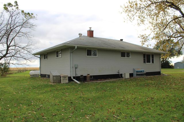 63501 300th Street, Chokio, MN 56221