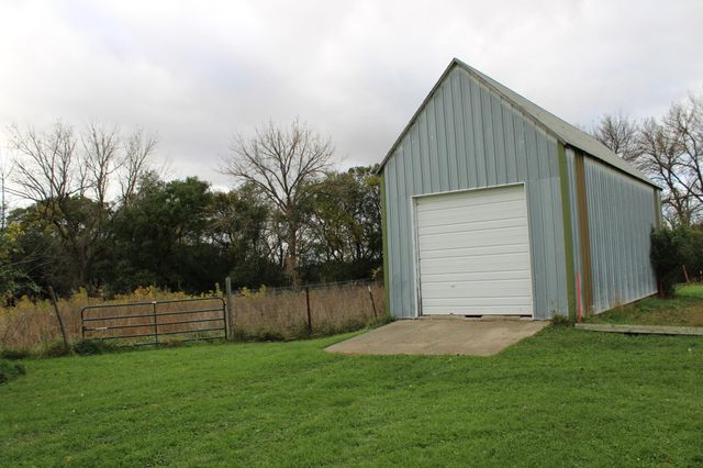 63501 300th Street, Chokio, MN 56221