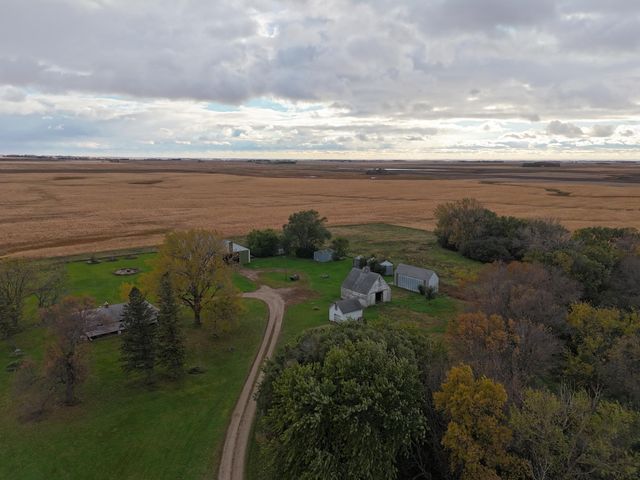 63501 300th Street, Chokio, MN 56221