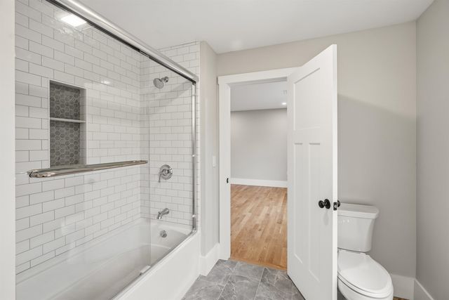 42 Canterbury Road, Pelham, NH 03076