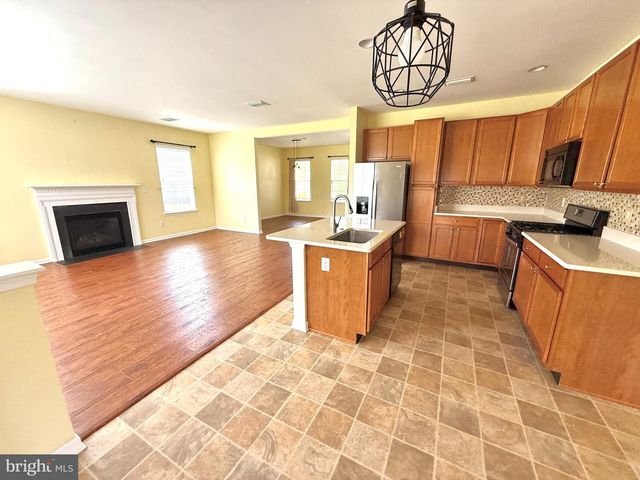 453 ASTON VILLA DR, Felton, DE 19943