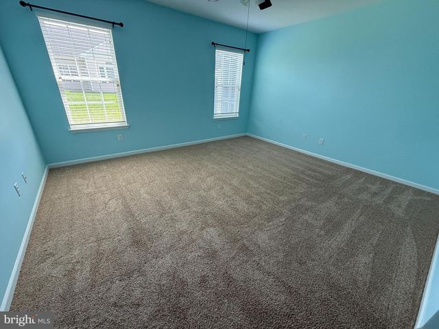 453 ASTON VILLA DR, Felton, DE 19943