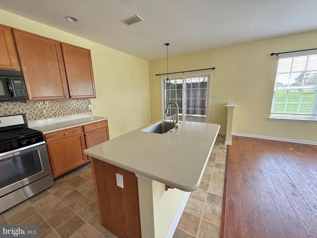 453 ASTON VILLA DR, Felton, DE 19943