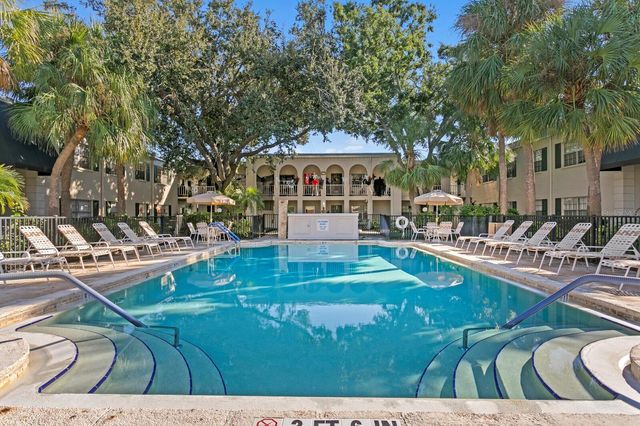 4335 AEGEAN DRIVE 212A, Tampa, FL 33611