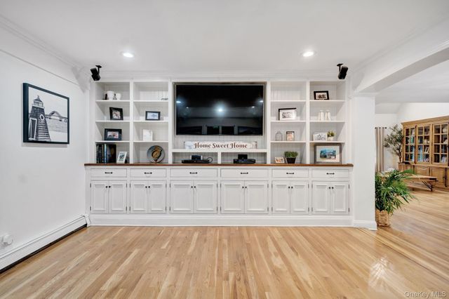 3529 Stratford Road, Wantagh, NY 11793