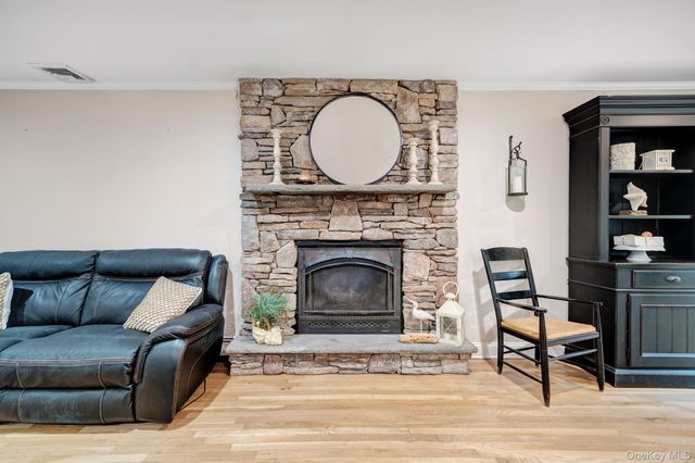 3529 Stratford Road, Wantagh, NY 11793
