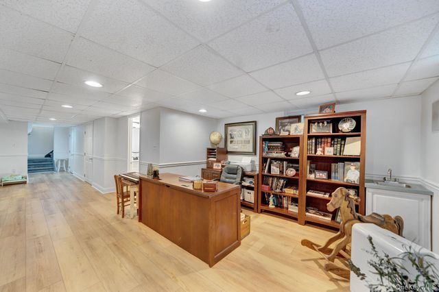 3529 Stratford Road, Wantagh, NY 11793