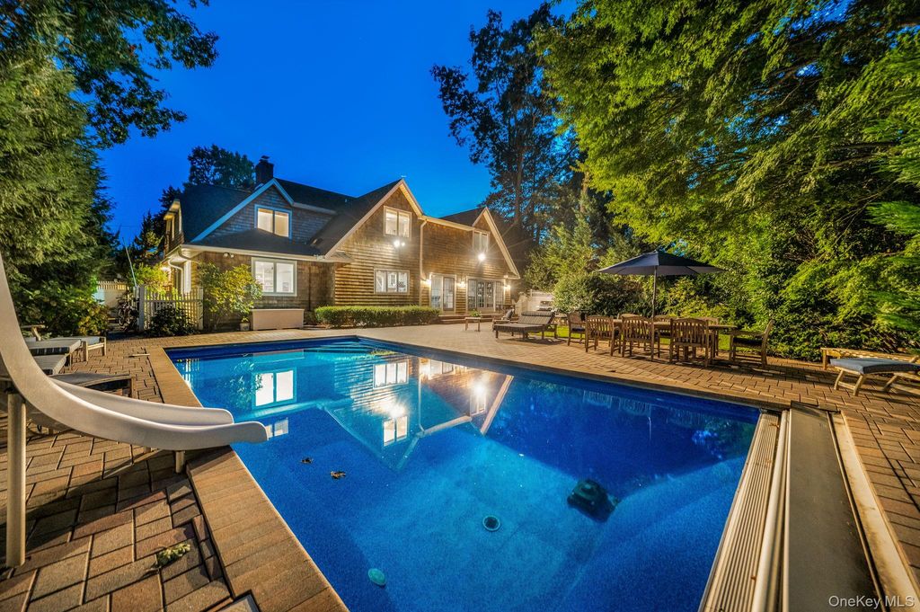 3529 Stratford Road, Wantagh, NY 11793 — photo 4