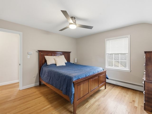 24 Kenyon Drive, Seekonk, MA 02771