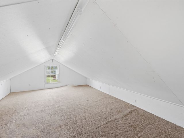 24 Kenyon Drive, Seekonk, MA 02771