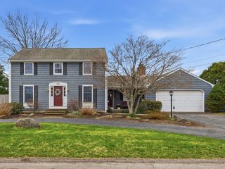 24 Kenyon Drive, Seekonk, MA 02771
