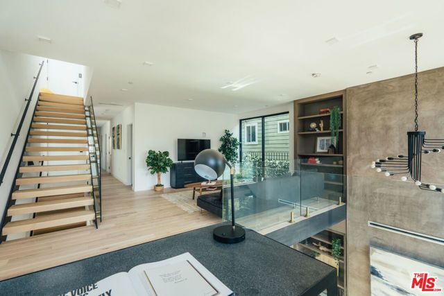 213 Horizon Avenue, Venice (los Angeles), CA 90291