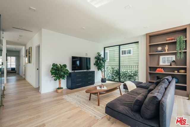 213 Horizon Avenue, Venice (los Angeles), CA 90291