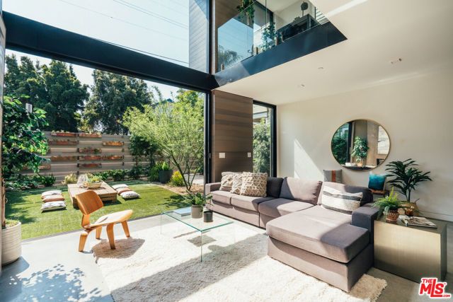 213 Horizon Avenue, Venice (los Angeles), CA 90291