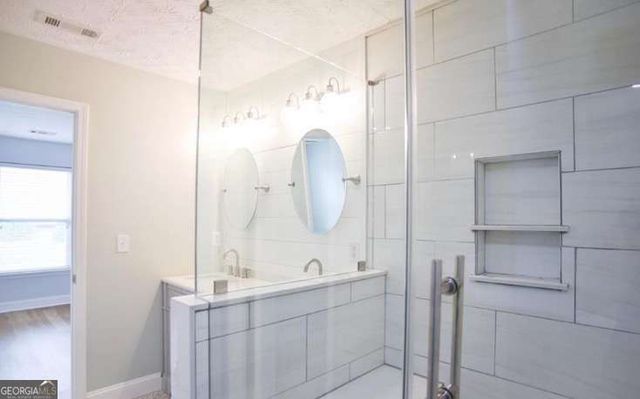 6616 Splashwater Drive, Flowery Branch, GA 30542