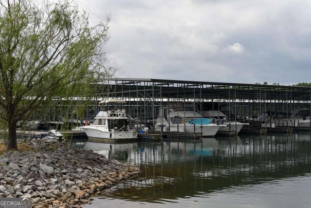 6616 Splashwater Drive, Flowery Branch, GA 30542