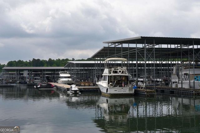 6616 Splashwater Drive, Flowery Branch, GA 30542