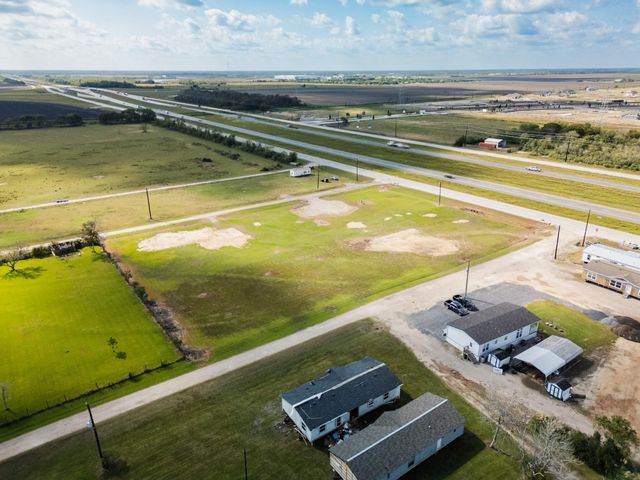 13355 & 13405 Pleasant Valley Drive, Rosharon, TX 77583