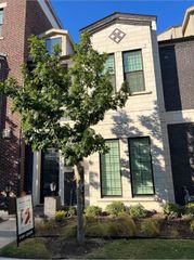 252 Crockett Street, Roanoke, TX 76262