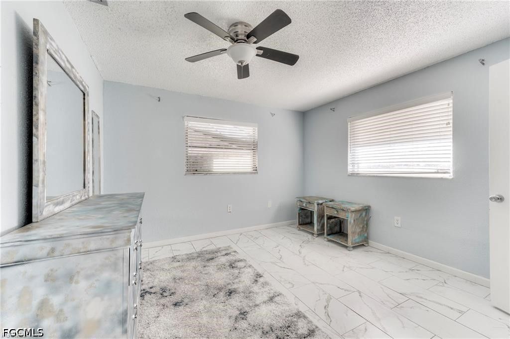 Image 10 of property listing at 5227 Coronado PKWY 1, Cape Coral, FL 33904