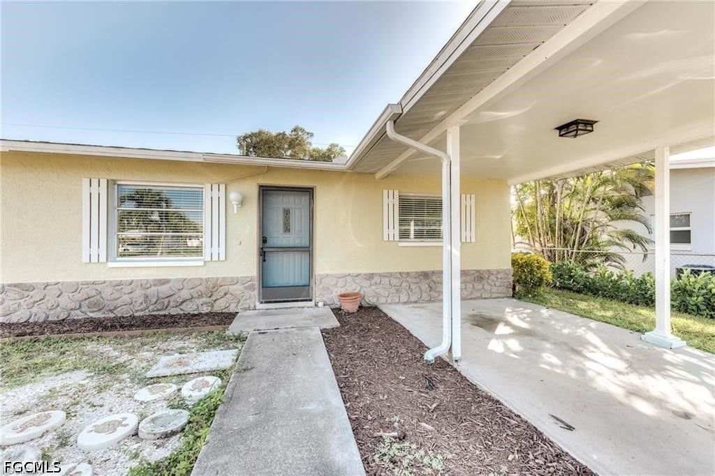 Image 26 of property listing at 5227 Coronado PKWY 1, Cape Coral, FL 33904