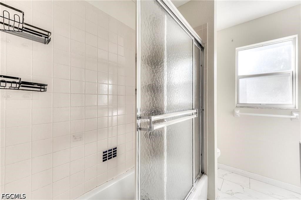Image 8 of property listing at 5227 Coronado PKWY 1, Cape Coral, FL 33904