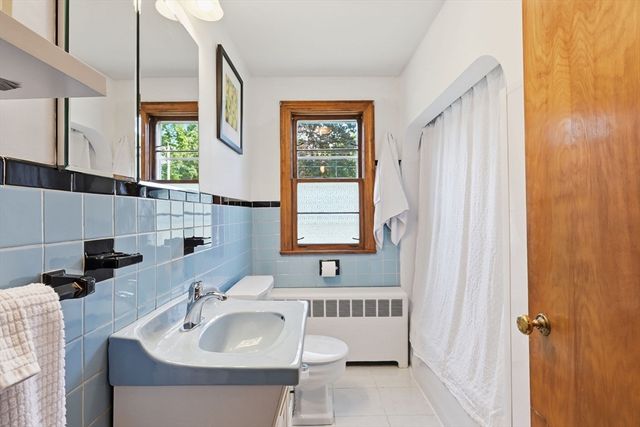 12 Wilbraview Dr, Wilbraham, MA 01095