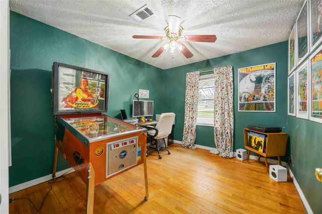 4501 Verdome Lane, Houston, TX 77092