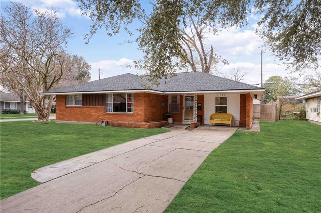 4501 Verdome Lane, Houston, TX 77092