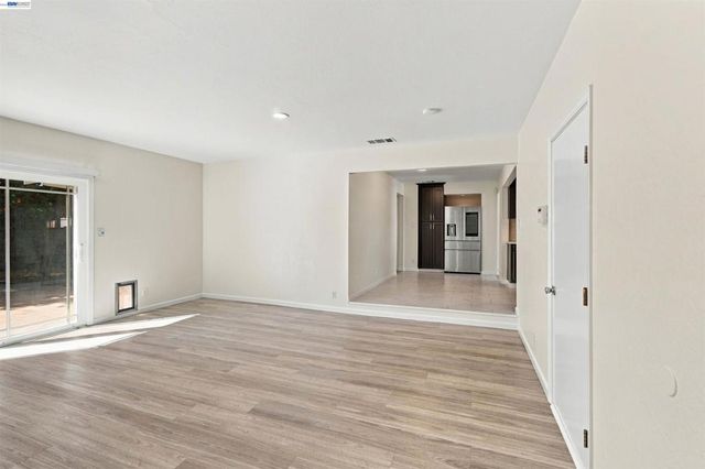 7508 San Sabana Rd, Dublin, CA 94568