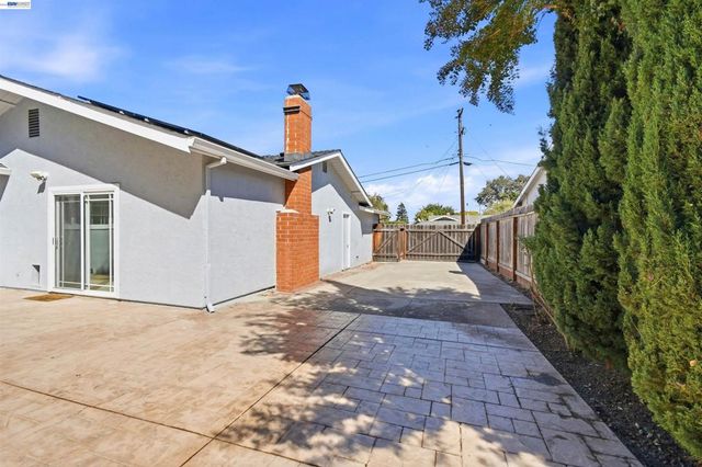 7508 San Sabana Rd, Dublin, CA 94568