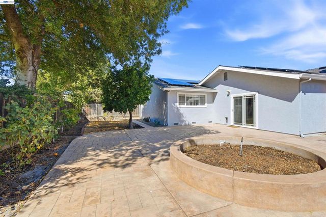 7508 San Sabana Rd, Dublin, CA 94568