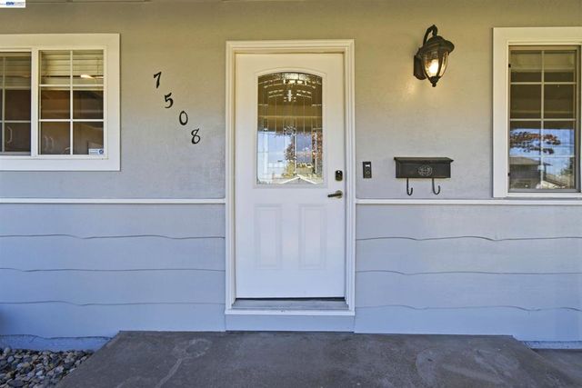 7508 San Sabana Rd, Dublin, CA 94568