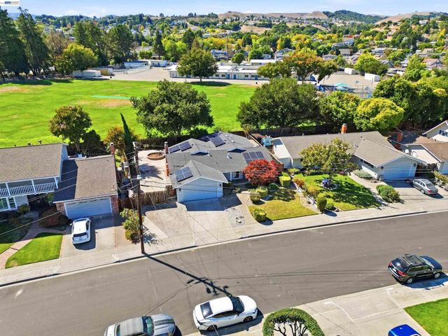 7508 San Sabana Rd, Dublin, CA 94568