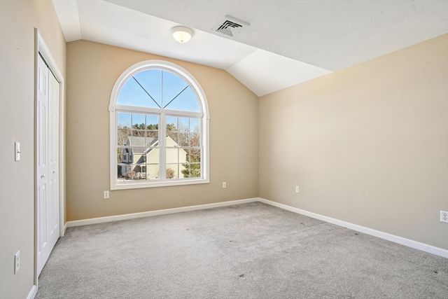 18 Alden Drive 18, Berlin, MA 01503