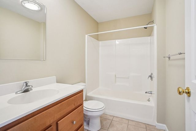 18 Alden Drive 18, Berlin, MA 01503