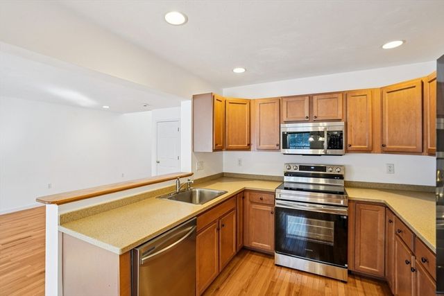 18 Alden Drive 18, Berlin, MA 01503