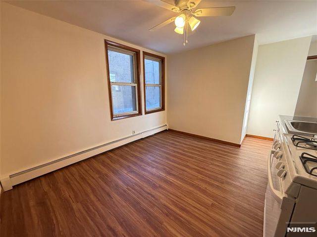 102 Union Street 1B, Newark, NJ 07105