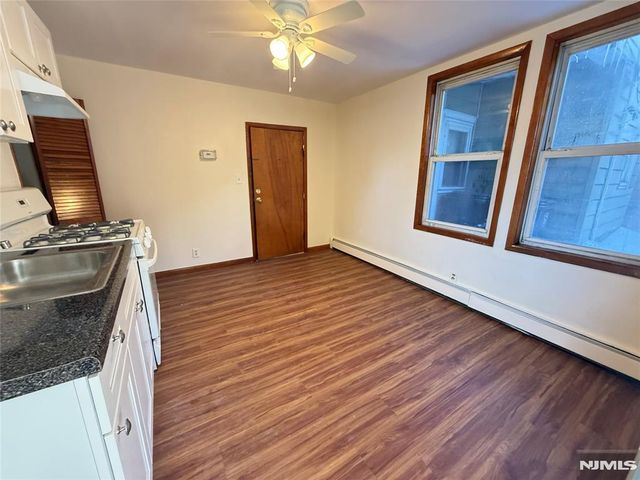 102 Union Street 1B, Newark, NJ 07105