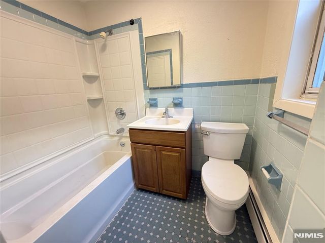 102 Union Street 1B, Newark, NJ 07105