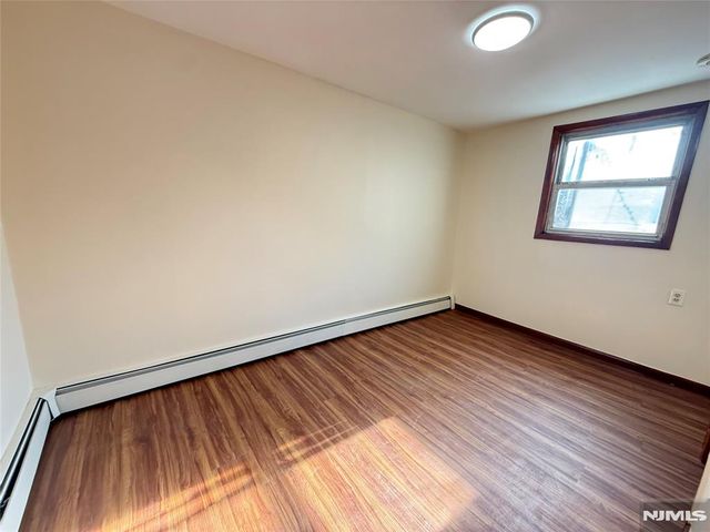 102 Union Street 1B, Newark, NJ 07105