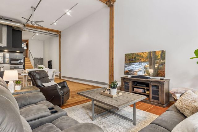 801 Washington Avenue N 220, Minneapolis, MN 55401