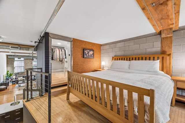 801 Washington Avenue N 220, Minneapolis, MN 55401