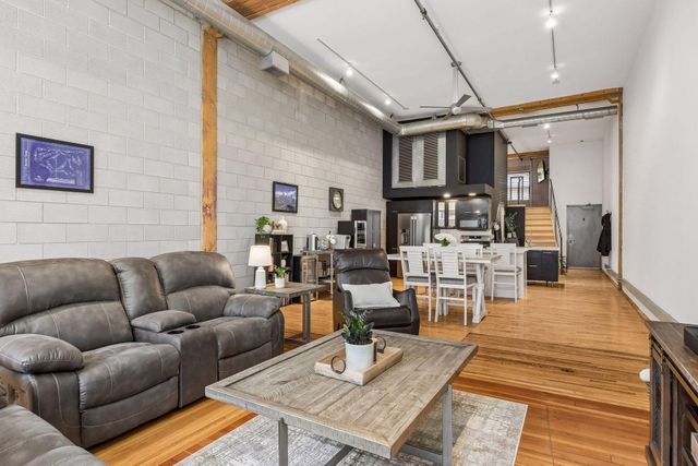801 Washington Avenue N 220, Minneapolis, MN 55401