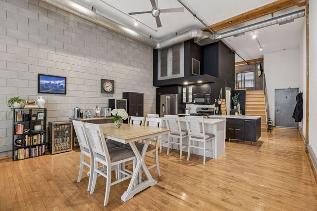 801 Washington Avenue N 220, Minneapolis, MN 55401