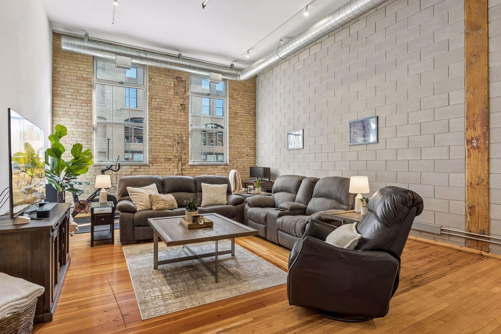 801 Washington Avenue N 220, Minneapolis, MN 55401 — photo 2