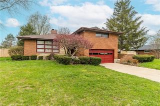 7201 Mckenna Place, Englewood, OH 45322