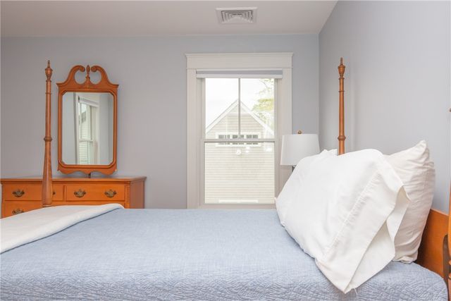 5 Gillies Court, Newport, RI 02840